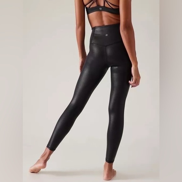 Athleta elation shine tight in black women’s size XS - Picture 2 of 11